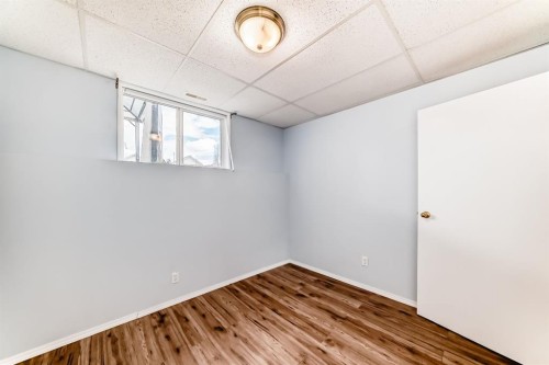118 Bridleridge Way Sw, Calgary, AB - Indoor Photo Showing Other Room