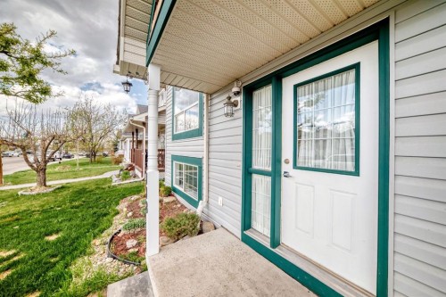 118 Bridleridge Way Sw, Calgary, AB - Outdoor With Exterior