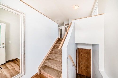 118 Bridleridge Way Sw, Calgary, AB - Indoor Photo Showing Other Room