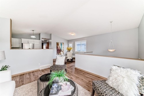 118 Bridleridge Way Sw, Calgary, AB - Indoor
