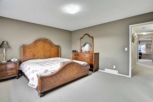 39 Skyview Shores Rise Ne, Calgary, AB - Indoor Photo Showing Bedroom