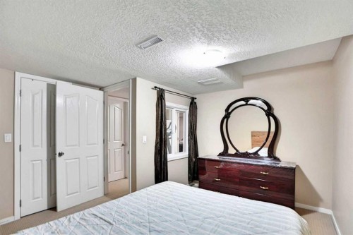 39 Skyview Shores Rise Ne, Calgary, AB - Indoor Photo Showing Bedroom