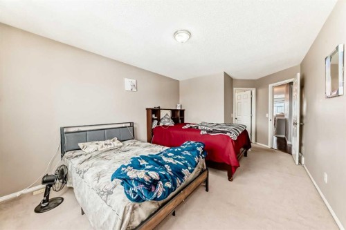 39 Saddleridge Close Ne, Calgary, AB - Indoor Photo Showing Bedroom
