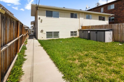 213 25 Avenue Ne, Calgary, AB - Outdoor With Exterior