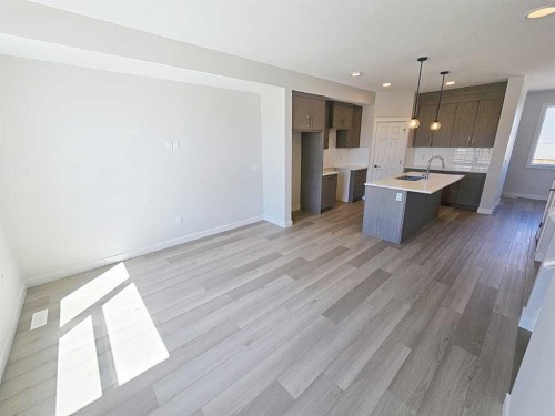 1935 Mccaskill Drive, Crossfield, AB 
