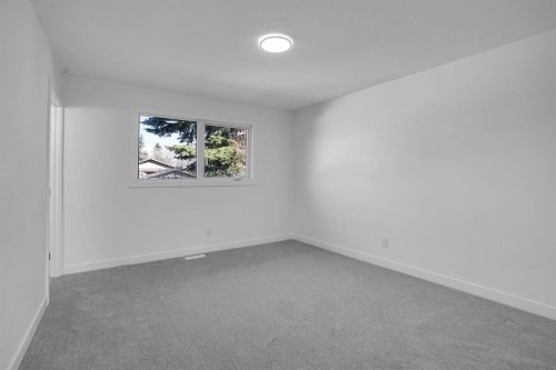 20 Templehill Crescent Ne, Calgary, AB - Indoor Photo Showing Other Room