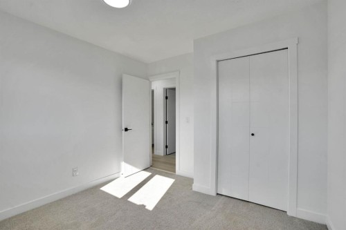 20 Templehill Crescent Ne, Calgary, AB - Indoor Photo Showing Other Room