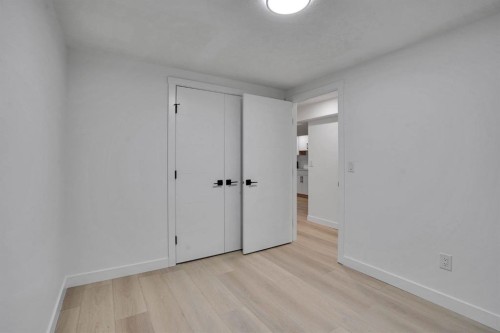 20 Templehill Crescent Ne, Calgary, AB - Indoor Photo Showing Other Room