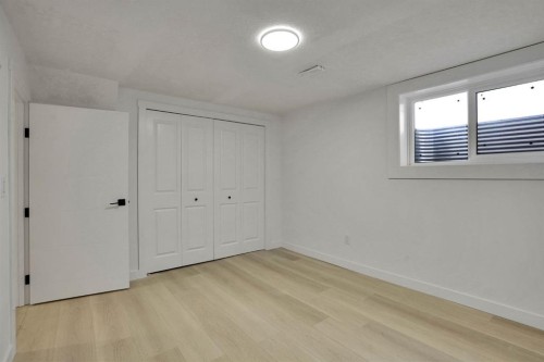 20 Templehill Crescent Ne, Calgary, AB - Indoor Photo Showing Other Room