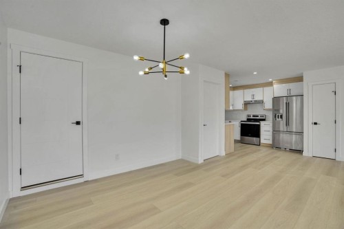 20 Templehill Crescent Ne, Calgary, AB - Indoor Photo Showing Kitchen
