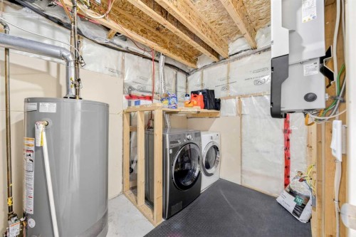 182 Covemeadow Close Ne, Calgary, AB - Indoor Photo Showing Laundry Room