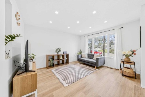 182 Covemeadow Close Ne, Calgary, AB - Indoor