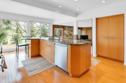 195 Ranch Estates Road Nw, Calgary, AB - Indoor Photo Showing Kitchen