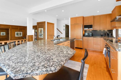 195 Ranch Estates Road Nw, Calgary, AB - Indoor Photo Showing Kitchen With Double Sink With Upgraded Kitchen
