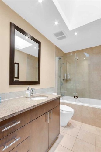195 Ranch Estates Road Nw, Calgary, AB - Indoor Photo Showing Bathroom