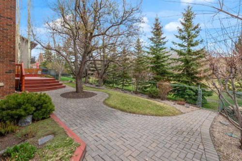 195 Ranch Estates Road Nw, Calgary, AB - Outdoor