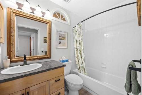 64 Arbour Ridge Way Nw, Calgary, AB - Indoor Photo Showing Bathroom