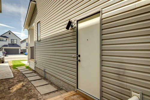 12 Copperhead Garden Se, Calgary, AB - Outdoor