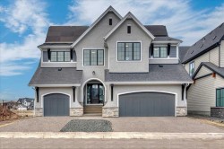 411 Marina Grove SE Calgary, AB T3M 3S8
