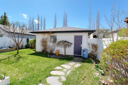 111 West Springs Way Sw, Calgary, AB - Outdoor