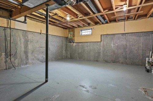 80-2727 Rundleson Road Ne, Calgary, AB - Indoor Photo Showing Basement