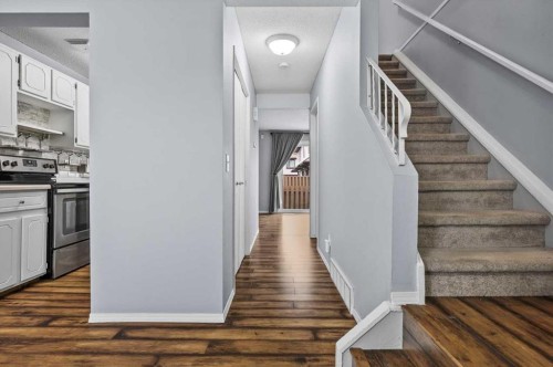 80-2727 Rundleson Road Ne, Calgary, AB - Indoor Photo Showing Other Room