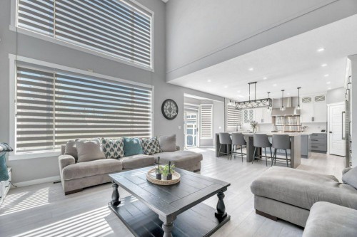 712 East Chestermere Drive, Chestermere, AB - Indoor Photo Showing Living Room