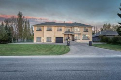 712 East Chestermere Drive Chestermere, AB T1X 1A5