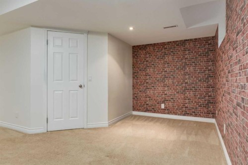 107 9 Street Nw, Calgary, AB 