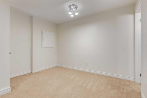 107 9 Street Nw, Calgary, AB 