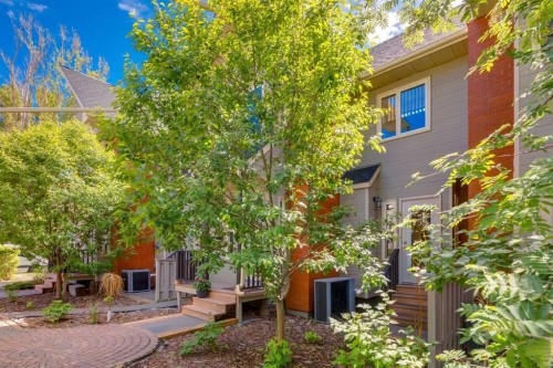 107 9 Street Nw, Calgary, AB 