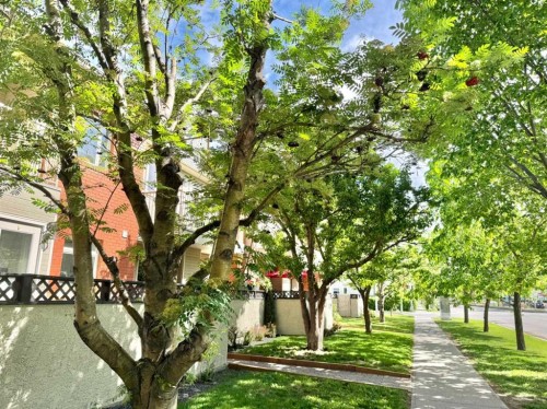 107 9 Street Nw, Calgary, AB 