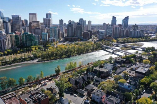107 9 Street Nw, Calgary, AB 