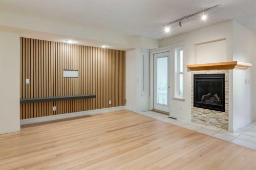 107 9 Street Nw, Calgary, AB 