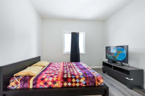 107 Dawson Harbour Court, Chestermere, AB - Indoor Photo Showing Bedroom