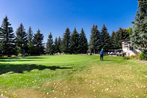 305-413 River Avenue, Cochrane, AB - Outdoor