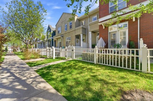 159 Mckenzie Towne Gate Se, Calgary, AB - Outdoor