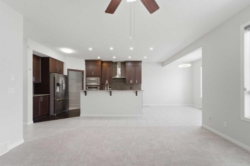42 Skyview Point Rise Ne, Calgary, AB - Indoor Photo Showing Kitchen