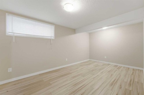 42 Skyview Point Rise Ne, Calgary, AB - Indoor Photo Showing Other Room