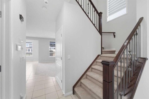 42 Skyview Point Rise Ne, Calgary, AB - Indoor Photo Showing Other Room