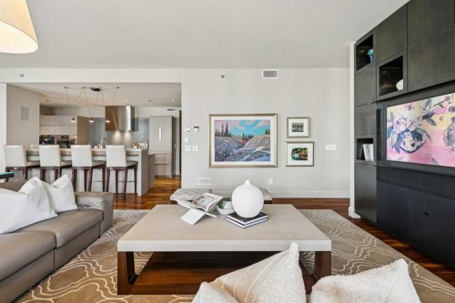 1601-108 9 Avenue Sw, Calgary, AB - Indoor Photo Showing Living Room
