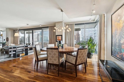 1601-108 9 Avenue Sw, Calgary, AB - Indoor Photo Showing Dining Room