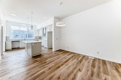 36 Mercado Road Se, Calgary, AB - Indoor Photo Showing Kitchen