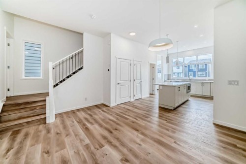 36 Mercado Road Se, Calgary, AB - Indoor