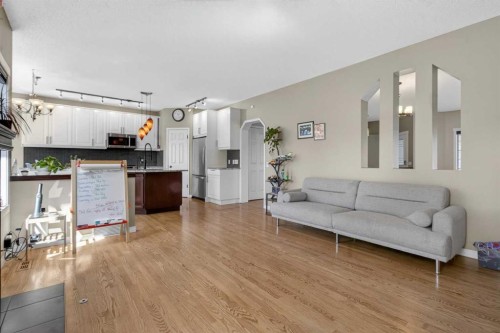 20 Riverwood Crescent Se, Calgary, AB - Indoor