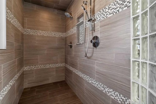 20 Riverwood Crescent Se, Calgary, AB - Indoor