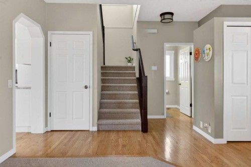 20 Riverwood Crescent Se, Calgary, AB - Indoor Photo Showing Other Room