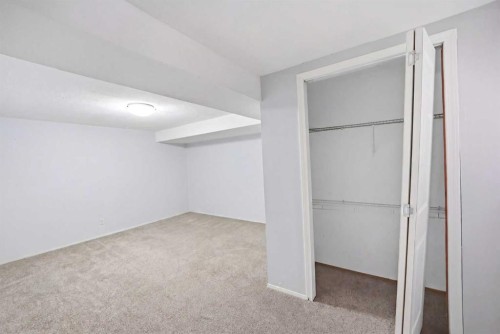 65 Falmere Way Ne, Calgary, AB - Indoor