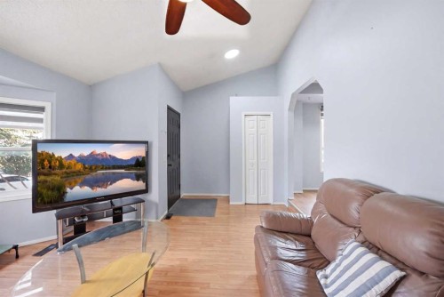 65 Falmere Way Ne, Calgary, AB - Indoor