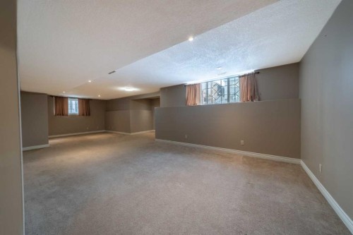 107 Panatella Close Nw, Calgary, AB - Indoor Photo Showing Other Room